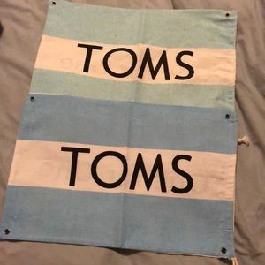 2 TOMS dust bags
